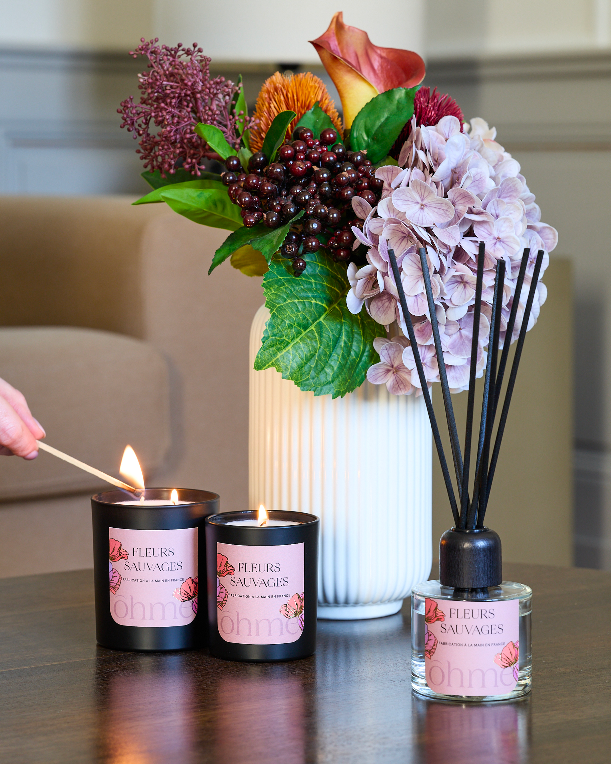 Bougie parfumée - Fleurs Sauvages - vue 2 - ōhme